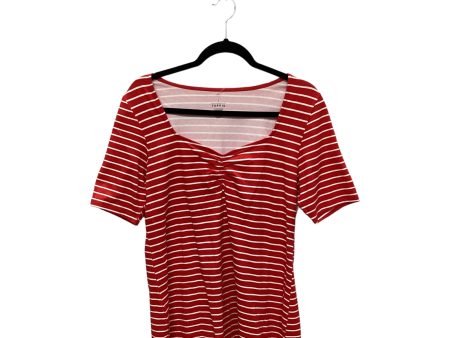 Top Short Sleeve By Torrid  Size: 1x For Sale