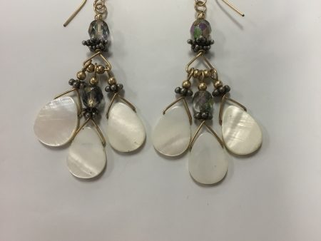 Earrings Dangle drop By Cmc Supply