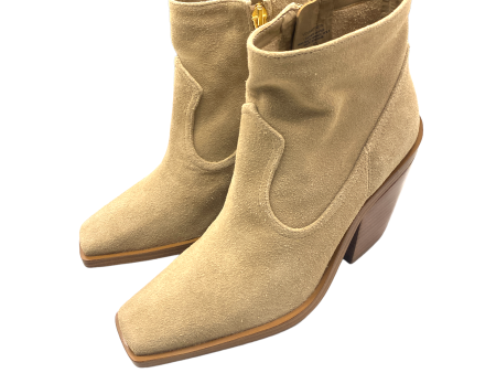 Boots Ankle Heels By Vince Camuto  Size: 9 Online Hot Sale