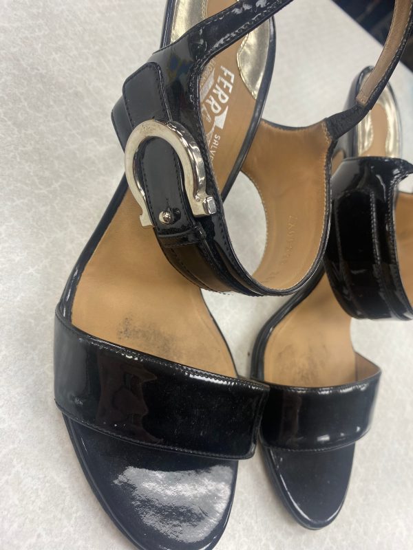 Sandals Luxury Designer By Salvatore Ferragamo  Size: 9.5 Sale