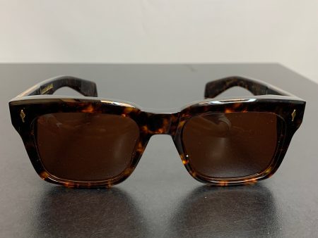 Sunglasses Designer By Clothes Mentor Sale