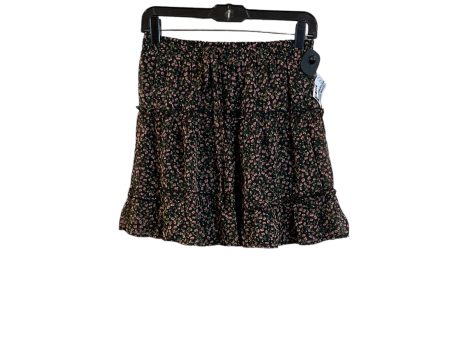 Skirt Mini & Short By Sienna Sky  Size: M Supply