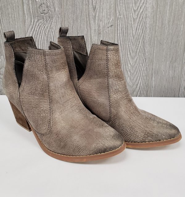 ANKLE BOOTS BY NOT RATED SIZE 9.5 Sale