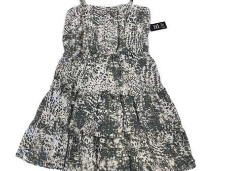 Dress Casual Short By Express  Size: M Hot on Sale