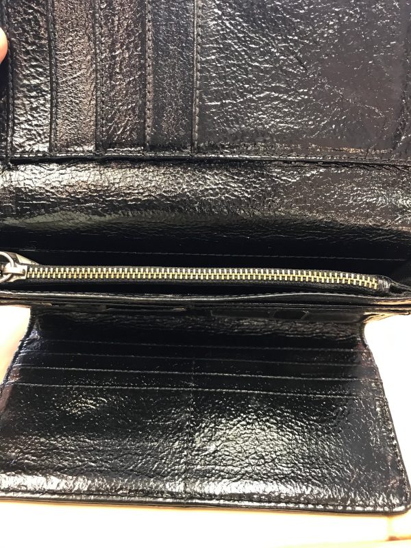 Wallet Leather By Elliot Lucca  Size: Large on Sale