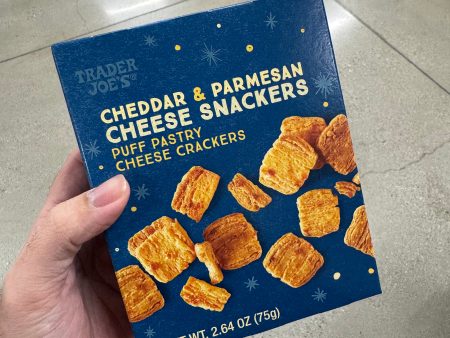 Trader Joe 雙起司酥皮餅乾 Online